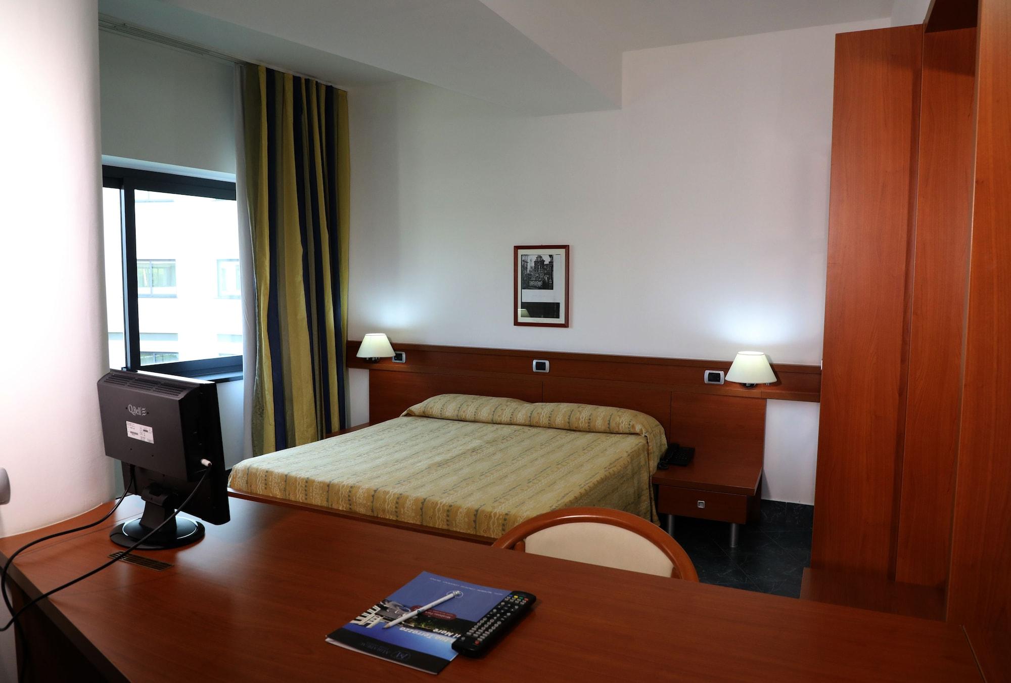 Park Hotel Mirabeau Montepaone Exterior photo