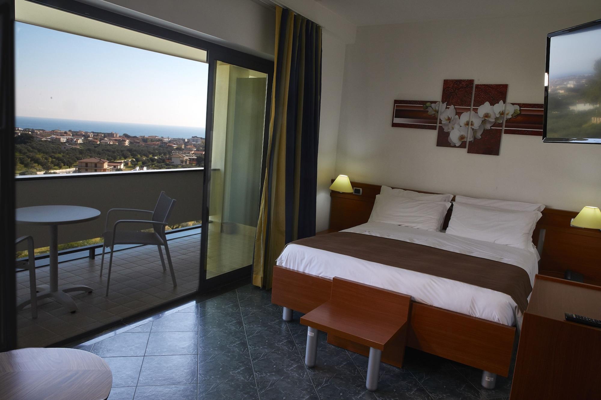 Park Hotel Mirabeau Montepaone Exterior photo